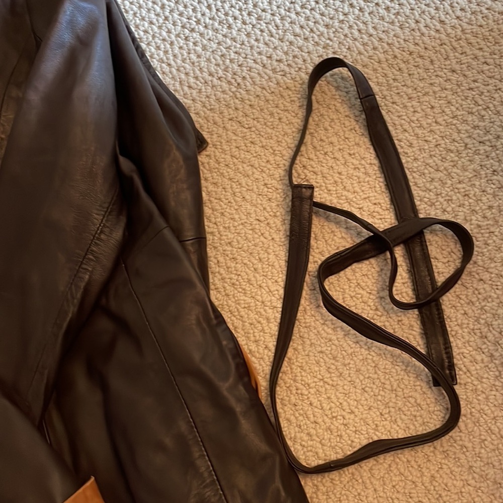 Italian Leather Jacket - Picture 4 of 5